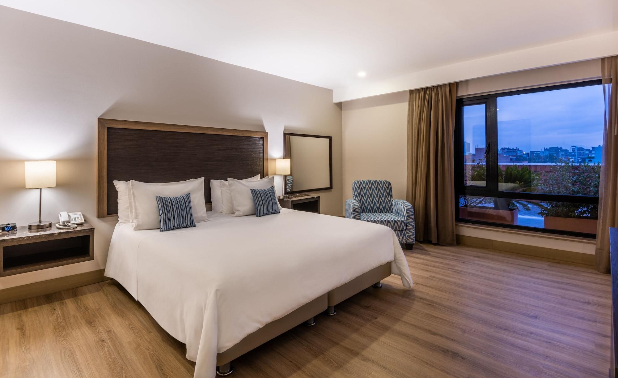 Hotel Morrison Zona Rosa Богота Екстериор снимка