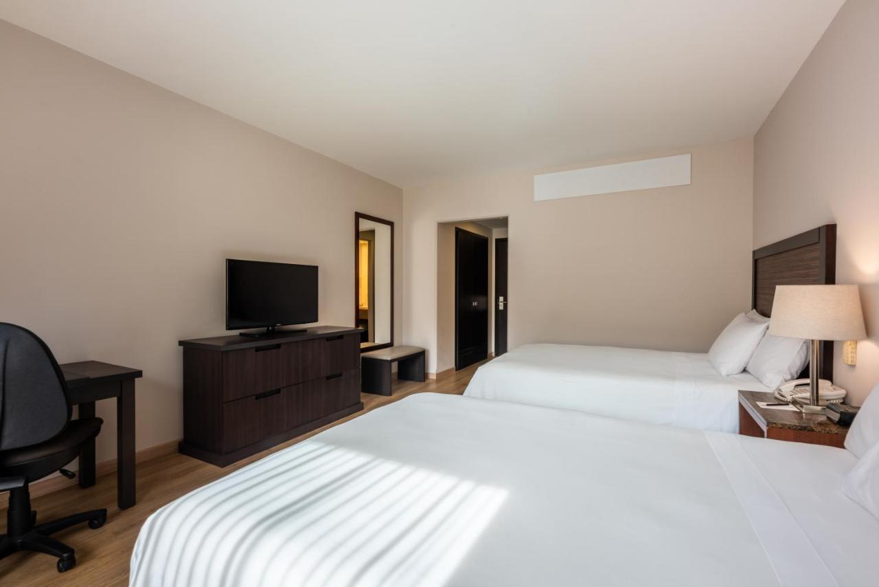 Hotel Morrison Zona Rosa Богота Екстериор снимка